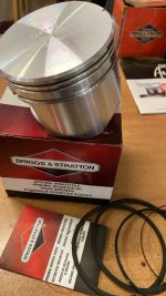 Kit pistone originale Briggs & Stratton, codice 696397.